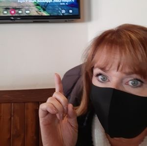 Meet your Posher, Jo